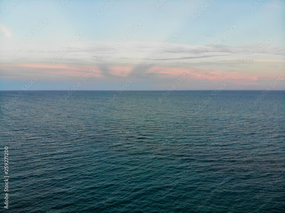 Obraz premium Arraial D'Ajuda, Brazil - February/ 25/ 2019 - Sunset in Arraial D'Ajuda