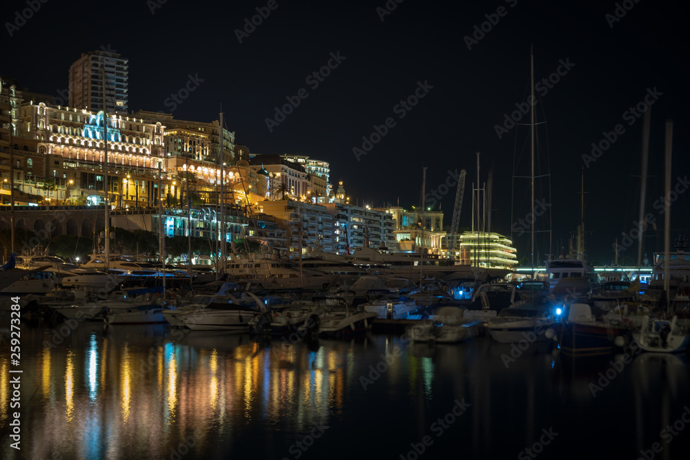 Monte Carlo and Port Hercules in the night