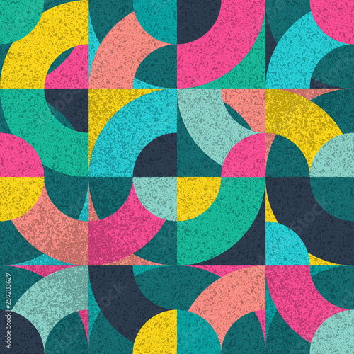 Vector seamless pattern with colorful geometric shapes and grunge texture.
