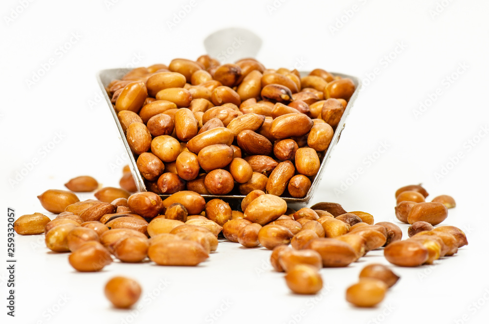 small peanuts small peanuts