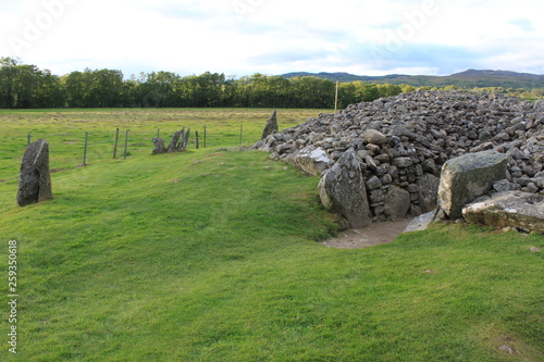 Tableau sur toile Corrimony Cairn, Scotland