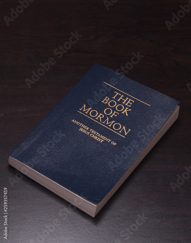 Quadro su tela Book of mormon used and read for spiritual inspiration and the affirmation of faith
