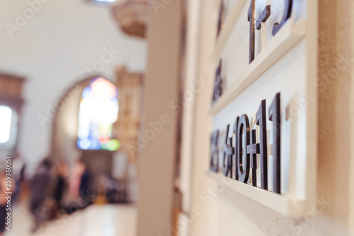 Bild auf Leinwand Psalmtafel Kirche