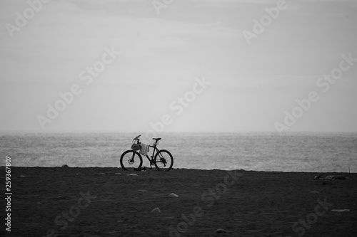 Ein Fahrrad am Strand © PIXI
