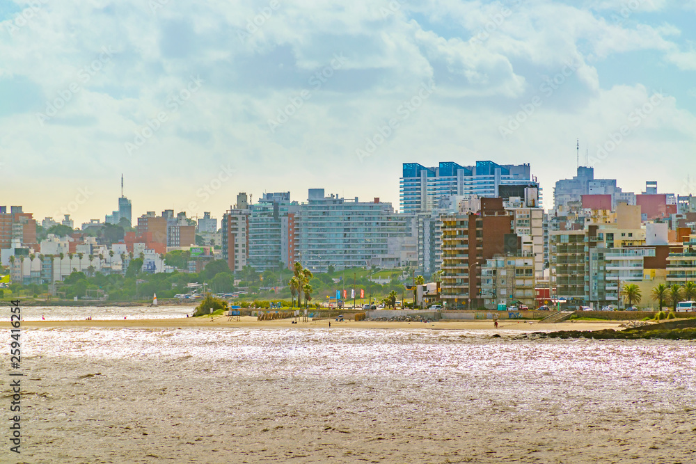 Obraz premium Montevideo Coastal Summer Scene, Uruguay