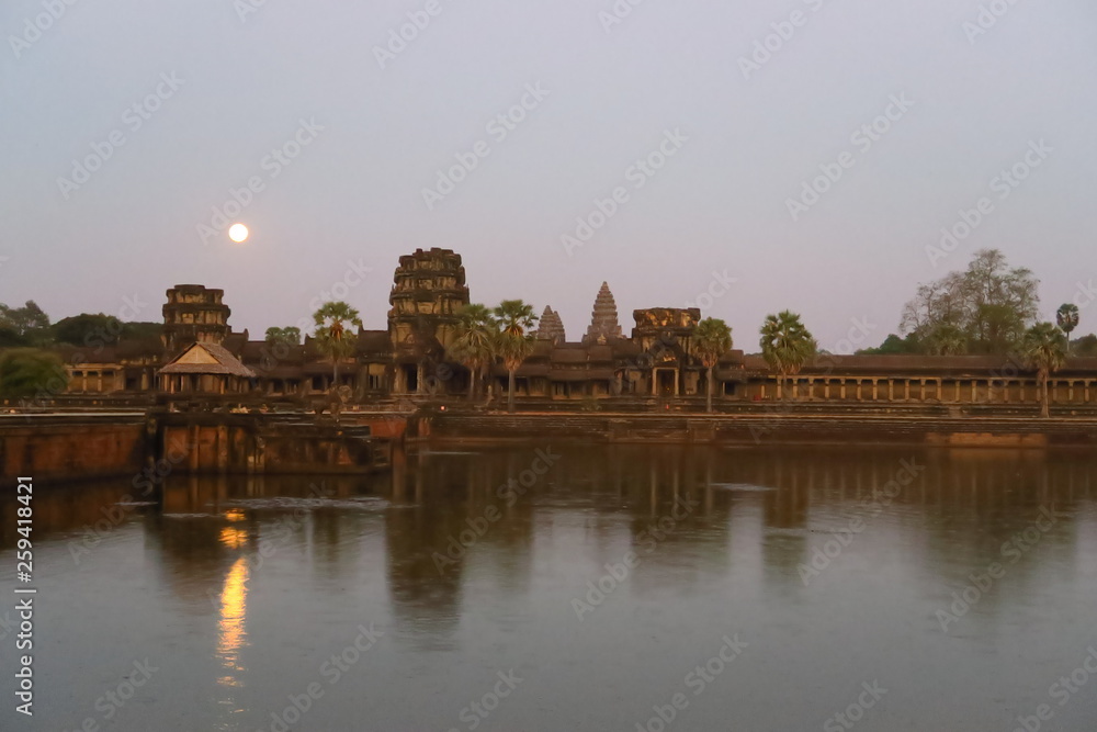 Coucher de soleil temple d'Angkor 