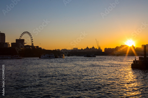 London Sunset © chrisdorney