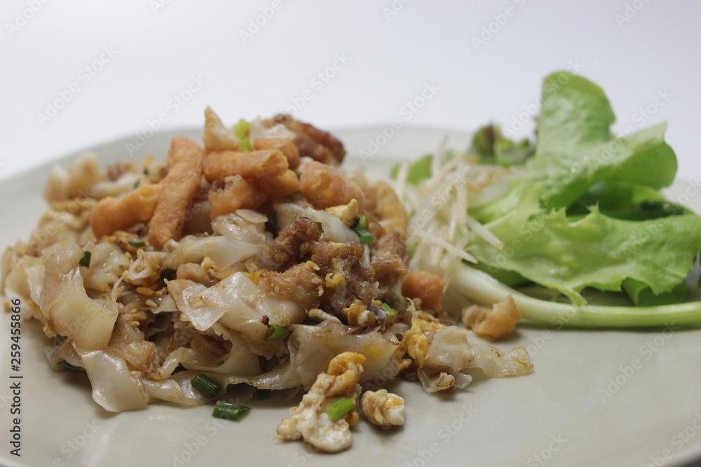 Thai Dish, Stir-fried rice noodle with chicken, Kuay Teow Kua Gai Thai Dish, Stir-fried rice noodle with chicken, Kuay Teow Kua Gai