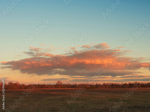 Wallpaper Mural clouds float over the city in the evening. Torontodigital.ca