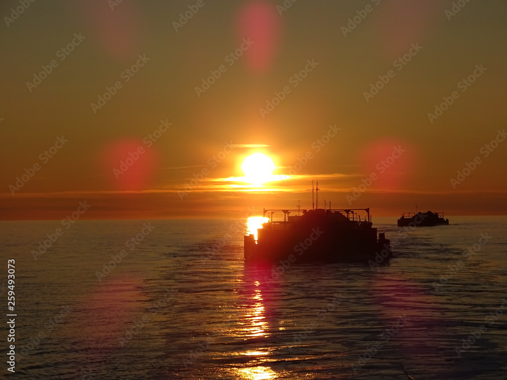 Закат в море Закат в море