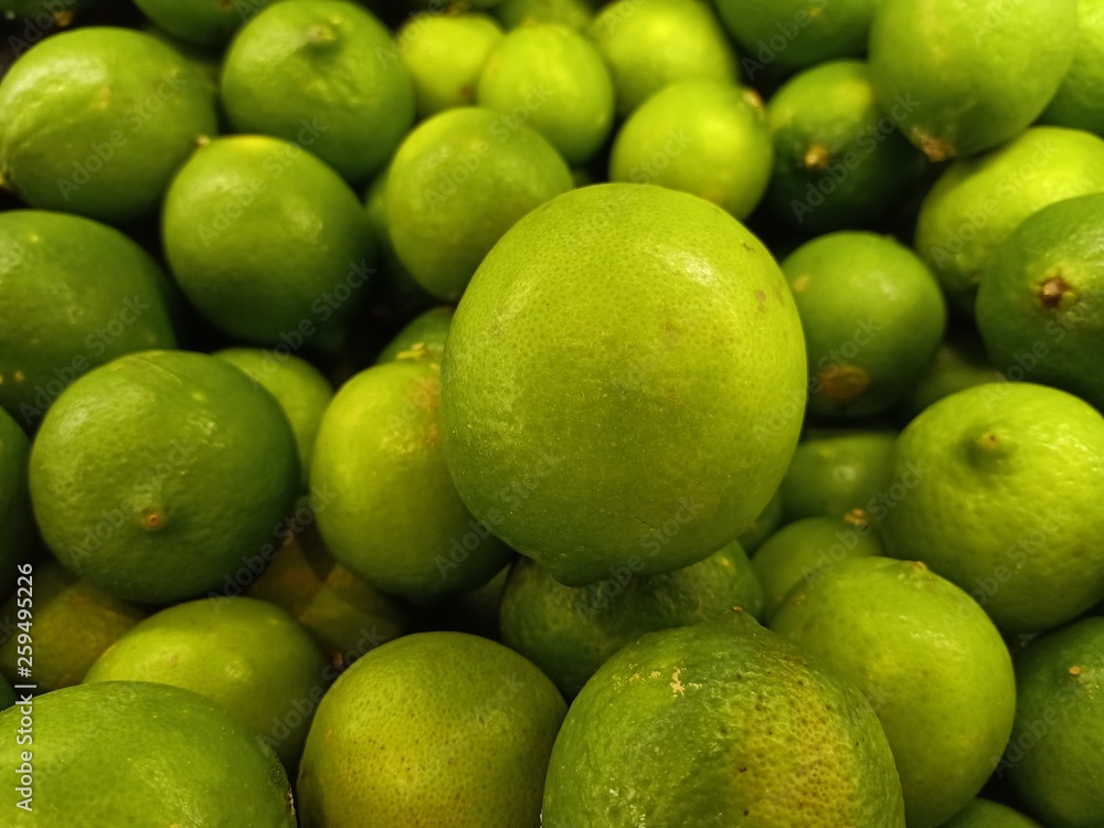 Lime sold at the vegetable shop2