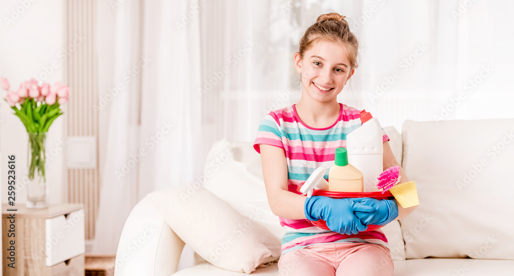 Housekeeper with kit for cleaning Housekeeper with kit for cleaning