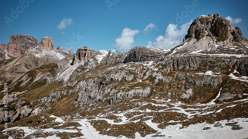 Eindrucksvoller Bergblick in den Dolomiten.
