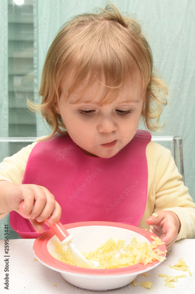 Child who eats alone