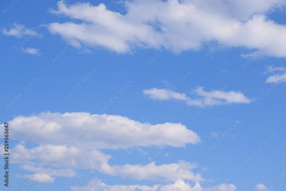 晴れた空と雲 晴れた空と雲