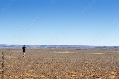 Corredor por el desierto y dunas de Marruecos y Merzouga