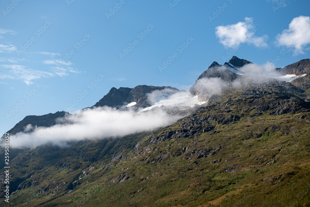 Misty mountains Misty mountains