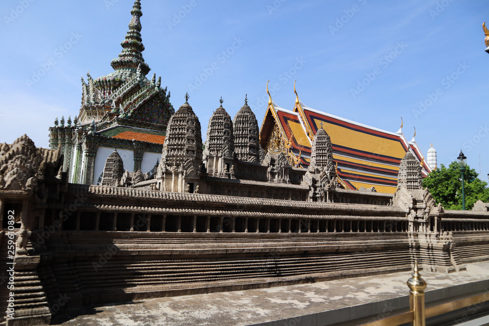 Fototapeta premium Wat Phra Kaew, commonly known in English as the Temple of the Emerald Buddha or grand palace is regarded as the most sacred Buddhist temple in Thailand