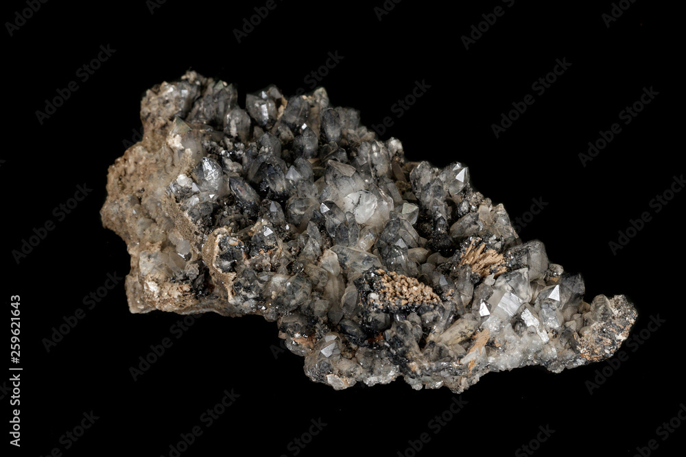 Macro stone mineral Quartz with ilvayit on a black background Macro stone mineral Quartz with ilvayit on a black background
