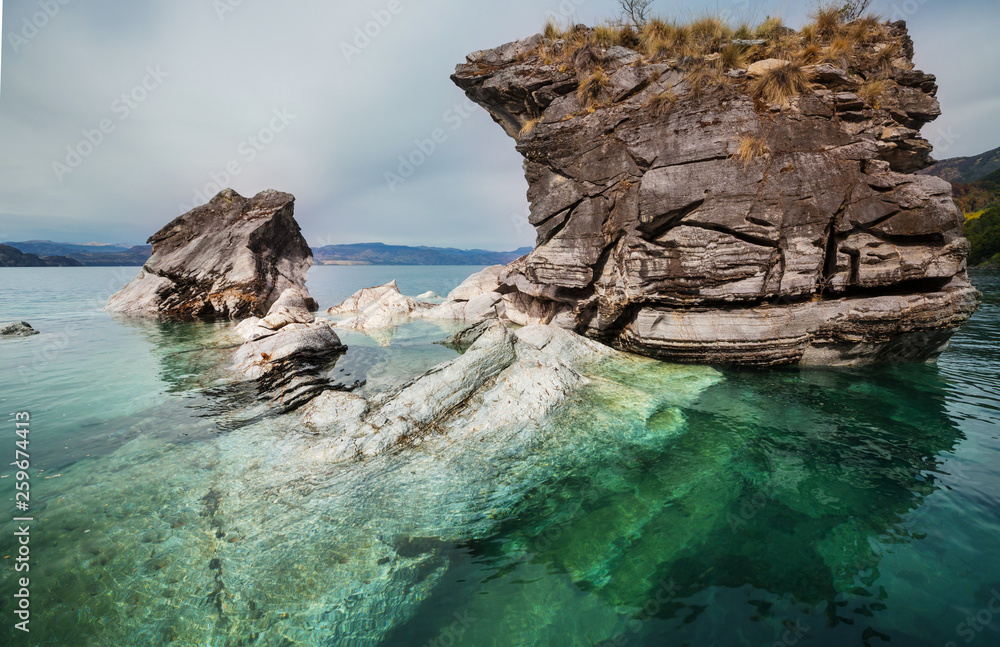 Naklejka premium Marble caves