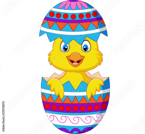 Cartoon chick comes out from an Easter egg