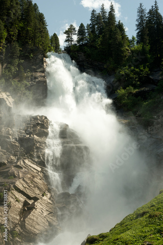 Krimmler Wasserfall in den Tiroler Bergen © Alois Endl