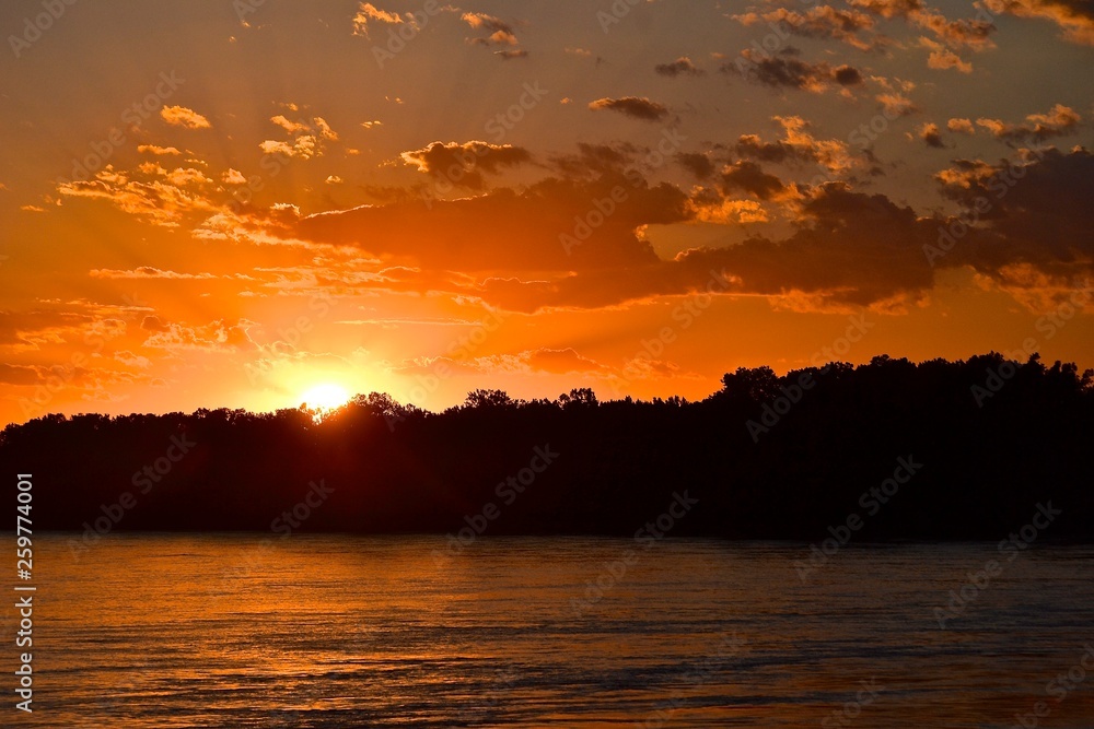 Sunsett over Missouri River 2