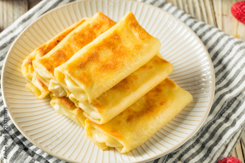 Vászonkép Sweet Homemade Cheese Blintzes