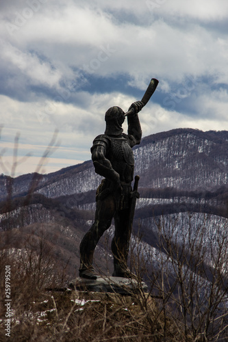 Monument to Didgori battle