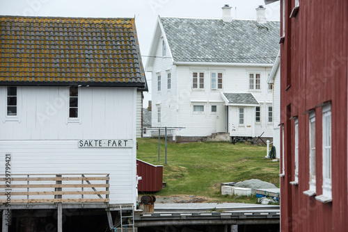 Impressionen des Ortes Veiholmen auf der Insel Smøla