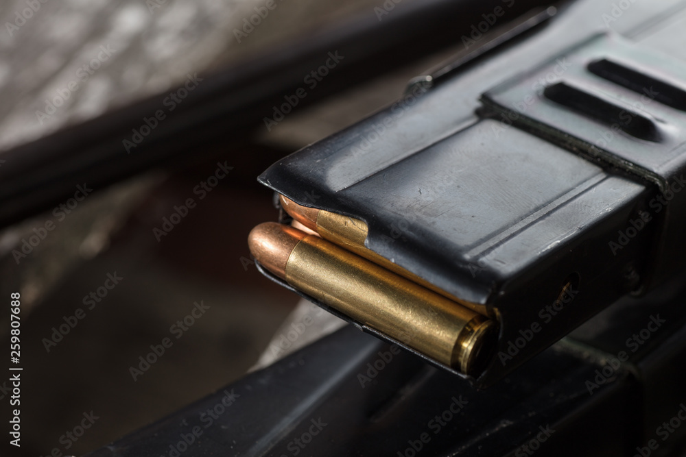 Submachine gun Submachine gun