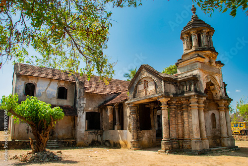 Foto palace ruins in Jaffna in Sri Lanka