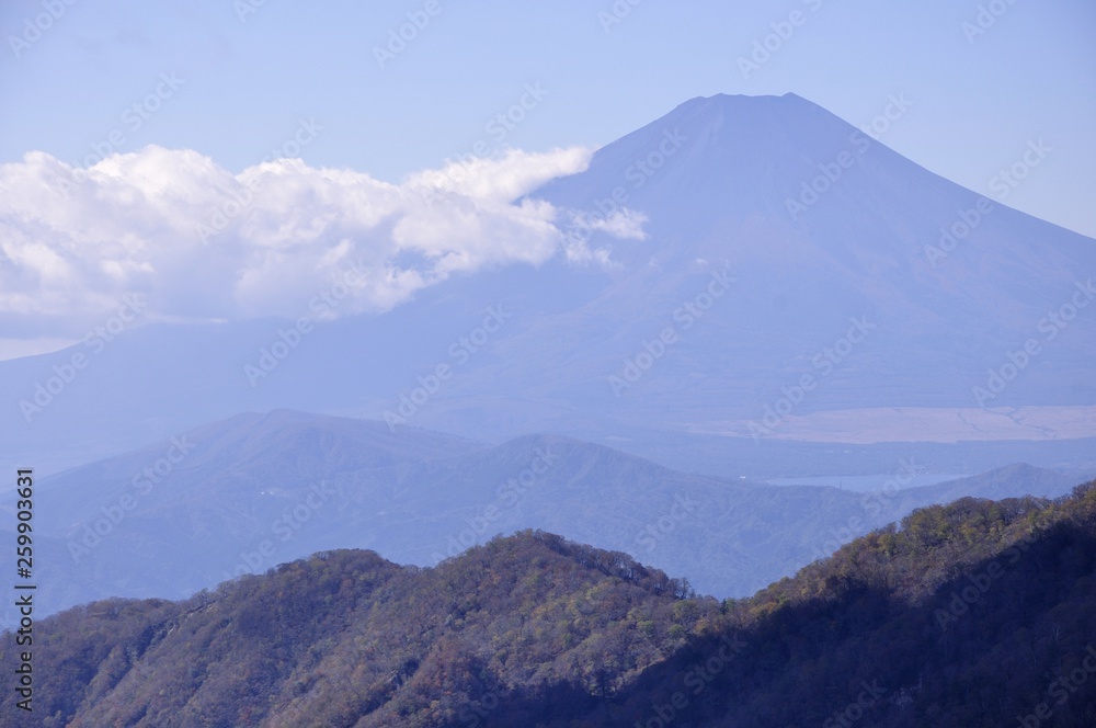 富士山と秋色のテシロノ頭