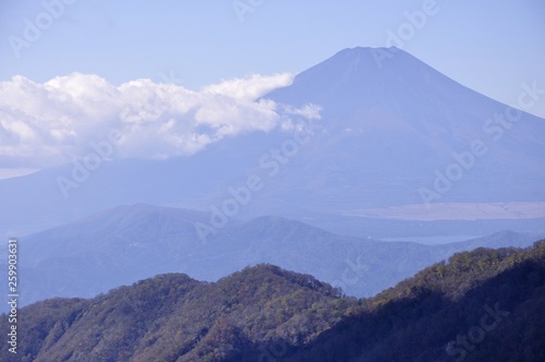 富士山と秋色のテシロノ頭