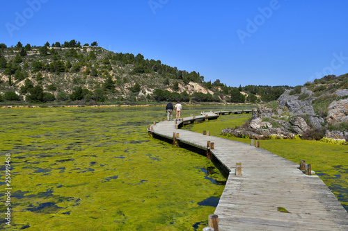 Promenade sur les planches de Peyriac de Mer photo