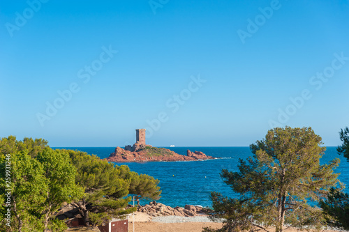 Coastal landscape at Cape Dramont near Saint-Raphael © Jürgen Wackenhut