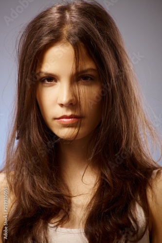 фотографія Portrait of blowzy girl