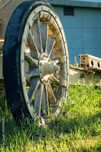 Old Rustic Wheel 