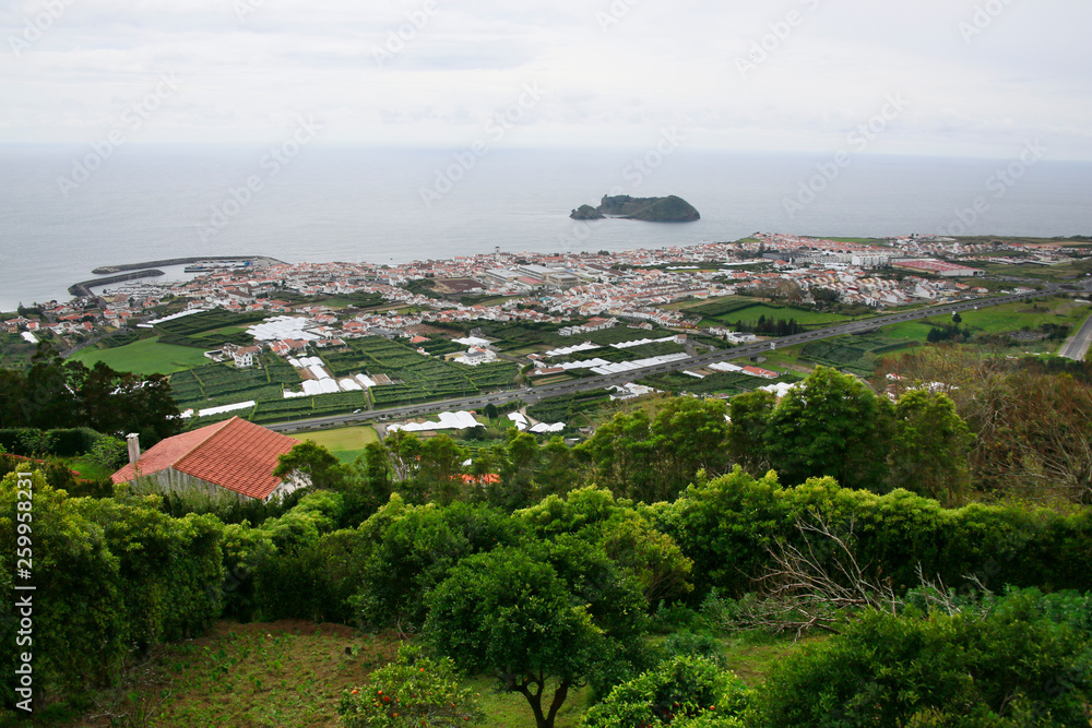 Blick über Vila Franca do Campo
