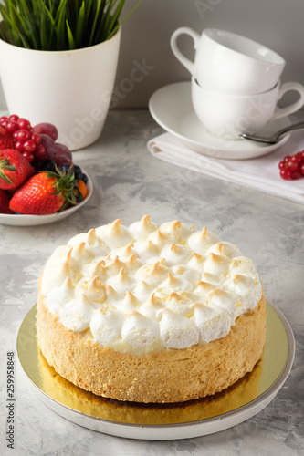 Фотография Homemade cake with icing, chocolate, cream cheese, homemade cakes, home bakery