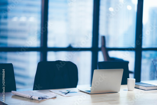 Business desk In a modern o...