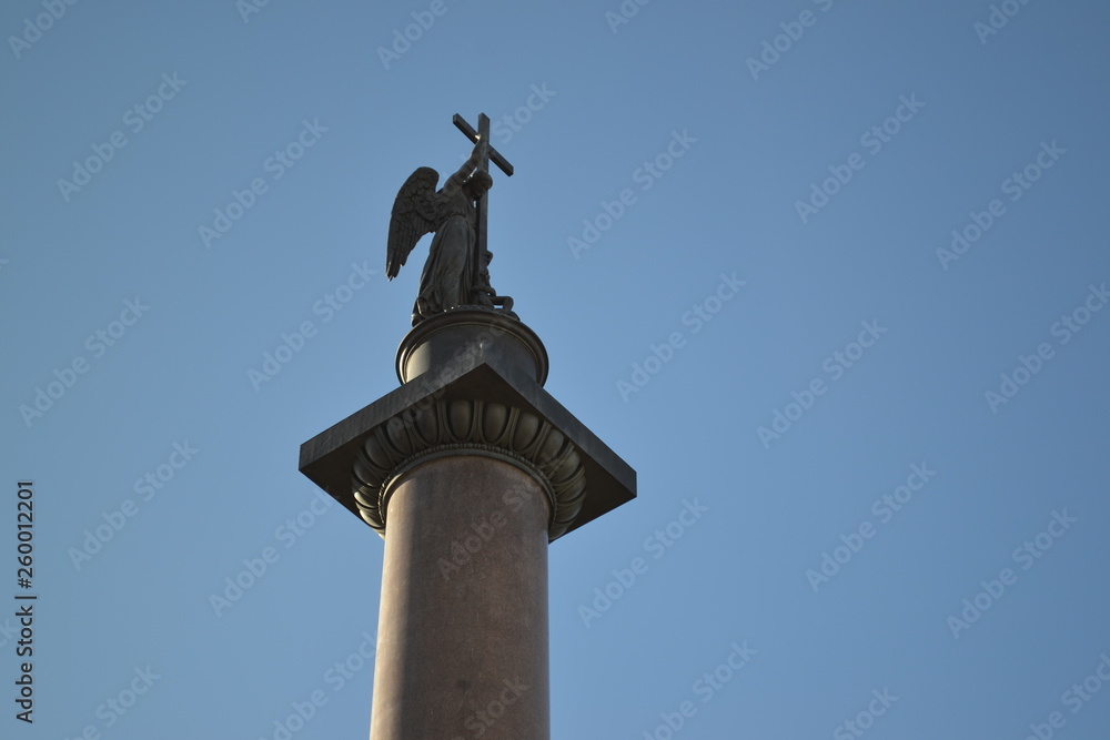 statue of angerl on the Alexander's Pillar