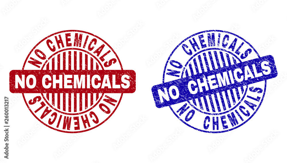 Grunge NO CHEMICALS round stamp seals isolated on a white background. Round seals with grunge texture in red and blue colors. Vector rubber overlay of NO CHEMICALS tag inside circle form with stripes. - obrazy, fototapety, plakaty 