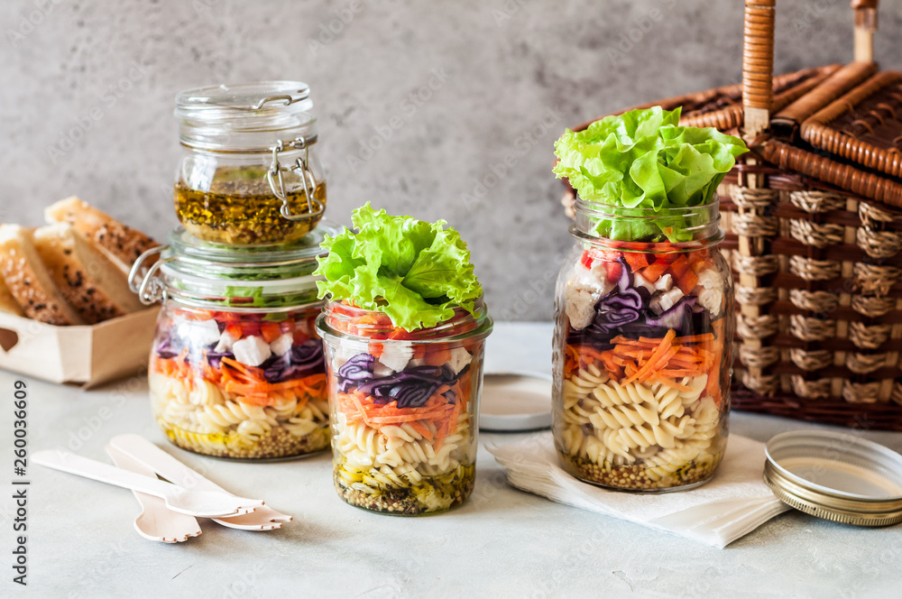 Pasta Salad in a Jar Pasta Salad in a Jar