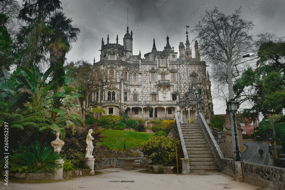 Obraz premium City of Sintra Portugal Gothic Castle Quinta Regaleira
