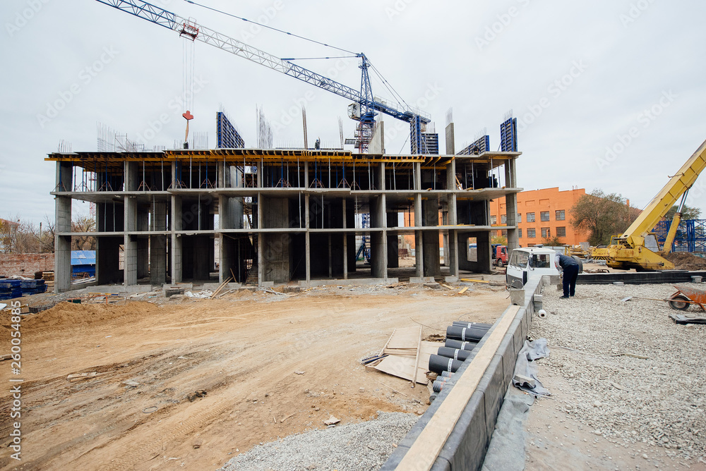 Obraz premium New multi-storey building under construction