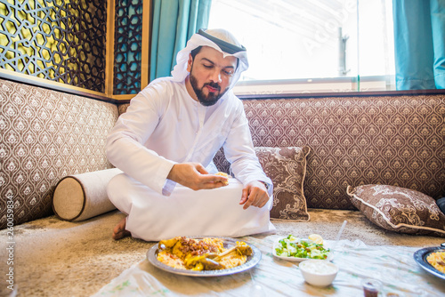 Photography Arabian businessman at restaurant cafè