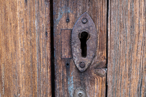 Wallpaper Mural old wooden door handle Torontodigital.ca
