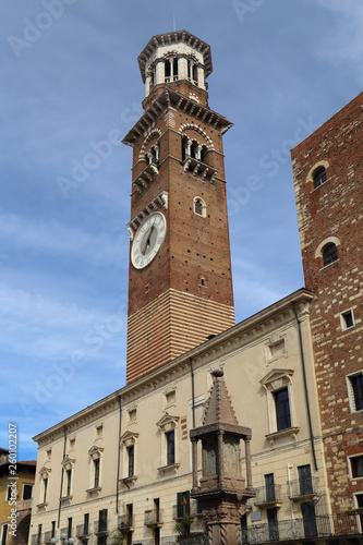 Wallpaper Mural City hall of Verona, Italy Torontodigital.ca