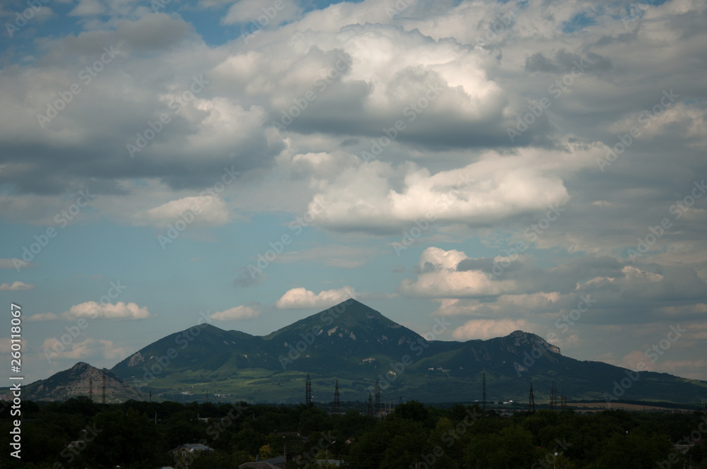 Obraz premium View of the mountain Mashuk. Caucasus